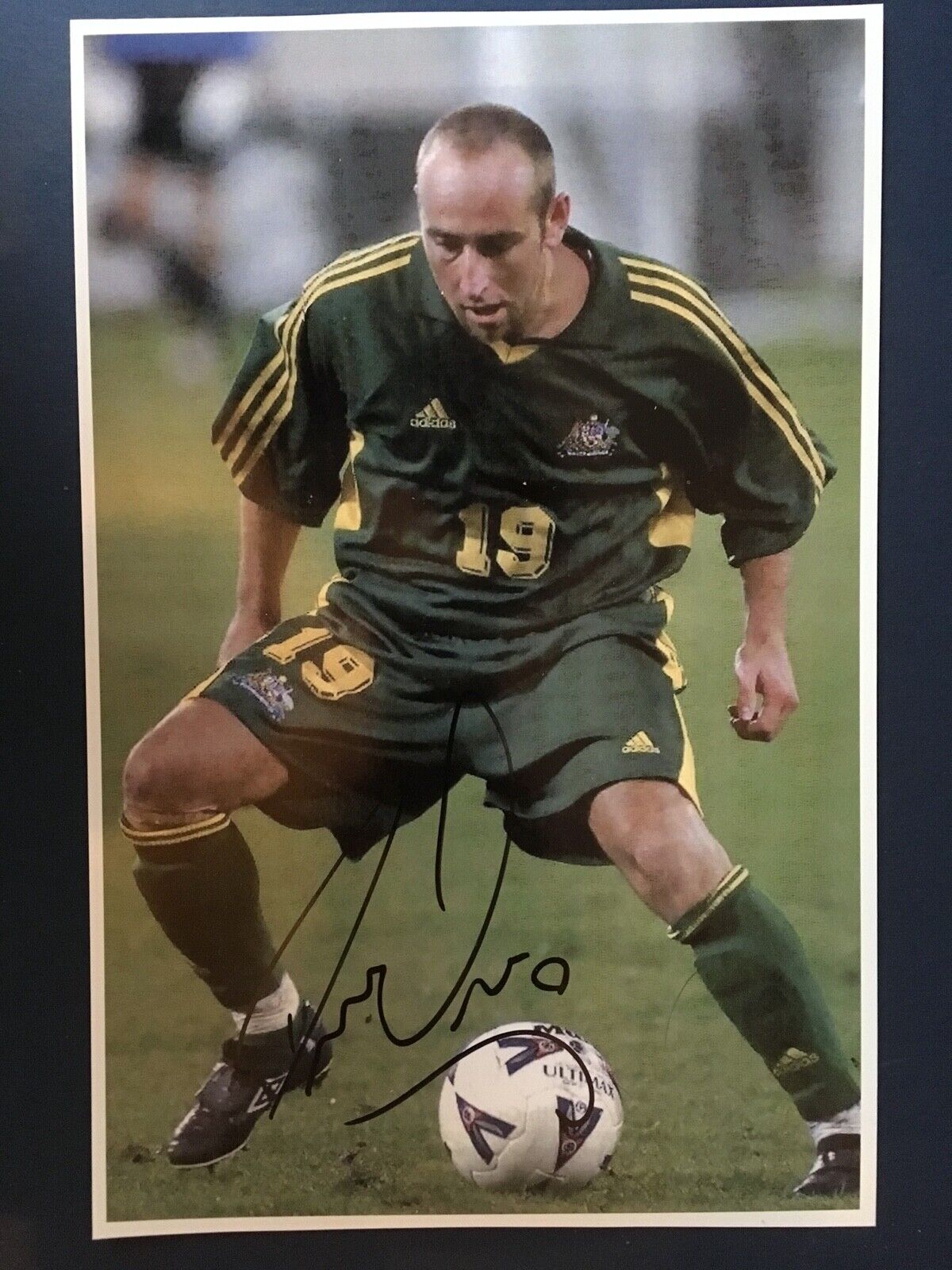 DANNY TIATTO - AUSTRALIAN INTERNATIONAL FOOTBALLER - EXCELLENT SIGNED Photo Poster painting