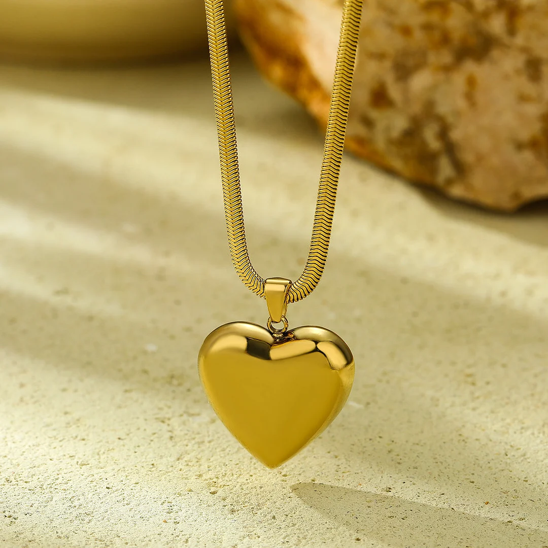 Women'S Heart Titanium Steel Necklace