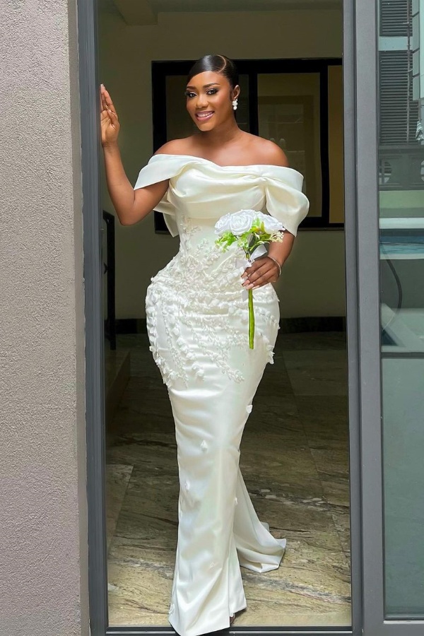 Cream Color Appliques Off-The-Shoulder Mermaid Prom Dress With Back Bow | ZT0162