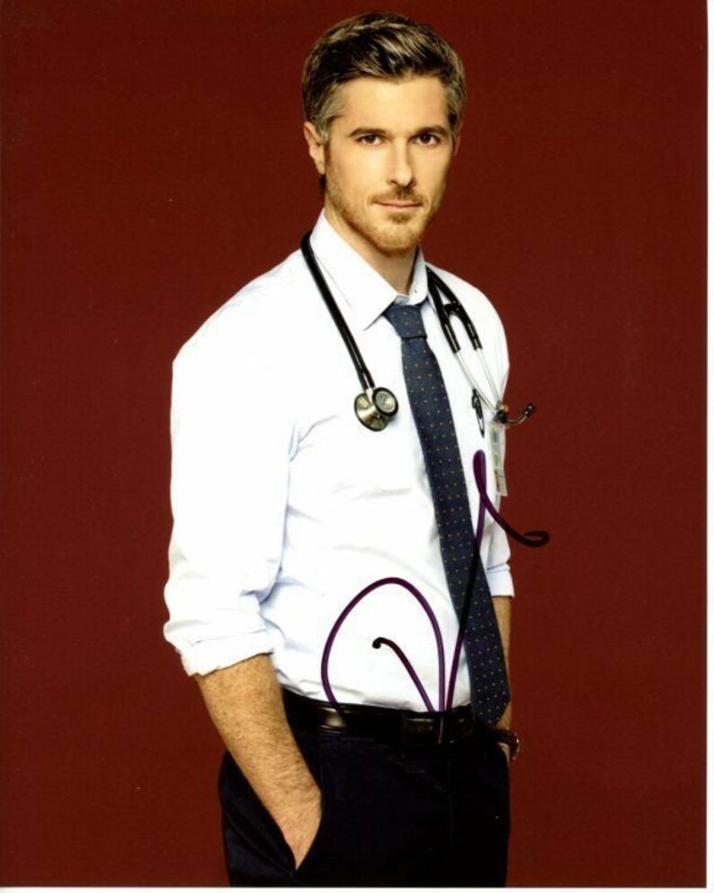 Dave annable signed autographed red band society dr. jack mcandrew Photo Poster painting