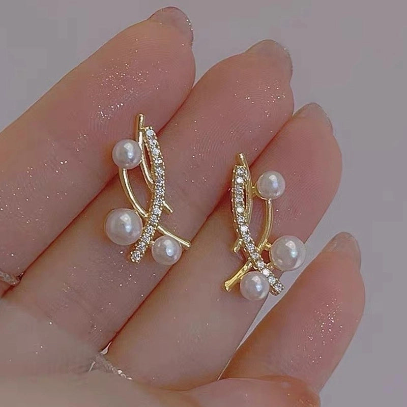 1 Pair Elegant Minimalist Streetwear Flower Bow Knot Plating Inlay Alloy Artificial Pearls Zircon Ear Studs