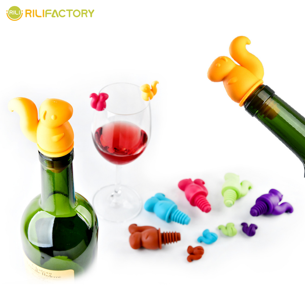 Squirrel Party Wine Stoppers Set Rilifactory