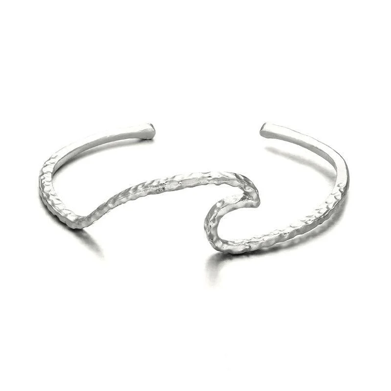 Women plus size clothing Simple Wave Bracelet Wholesale Cheap Jewelry-Nordswear