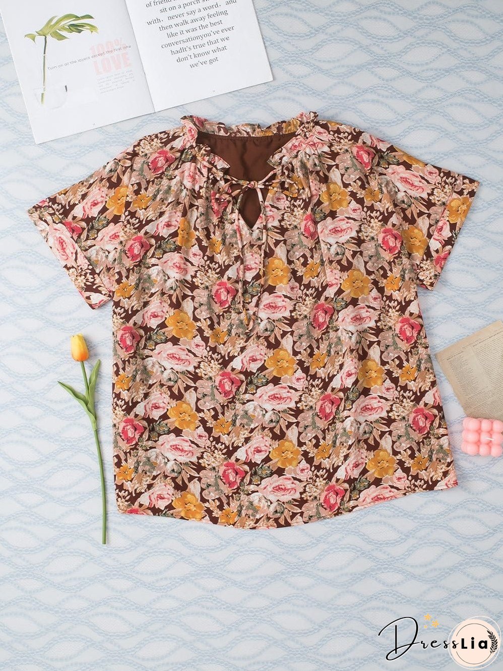 Short Sleeve Floral Blouse with Bubble Hem