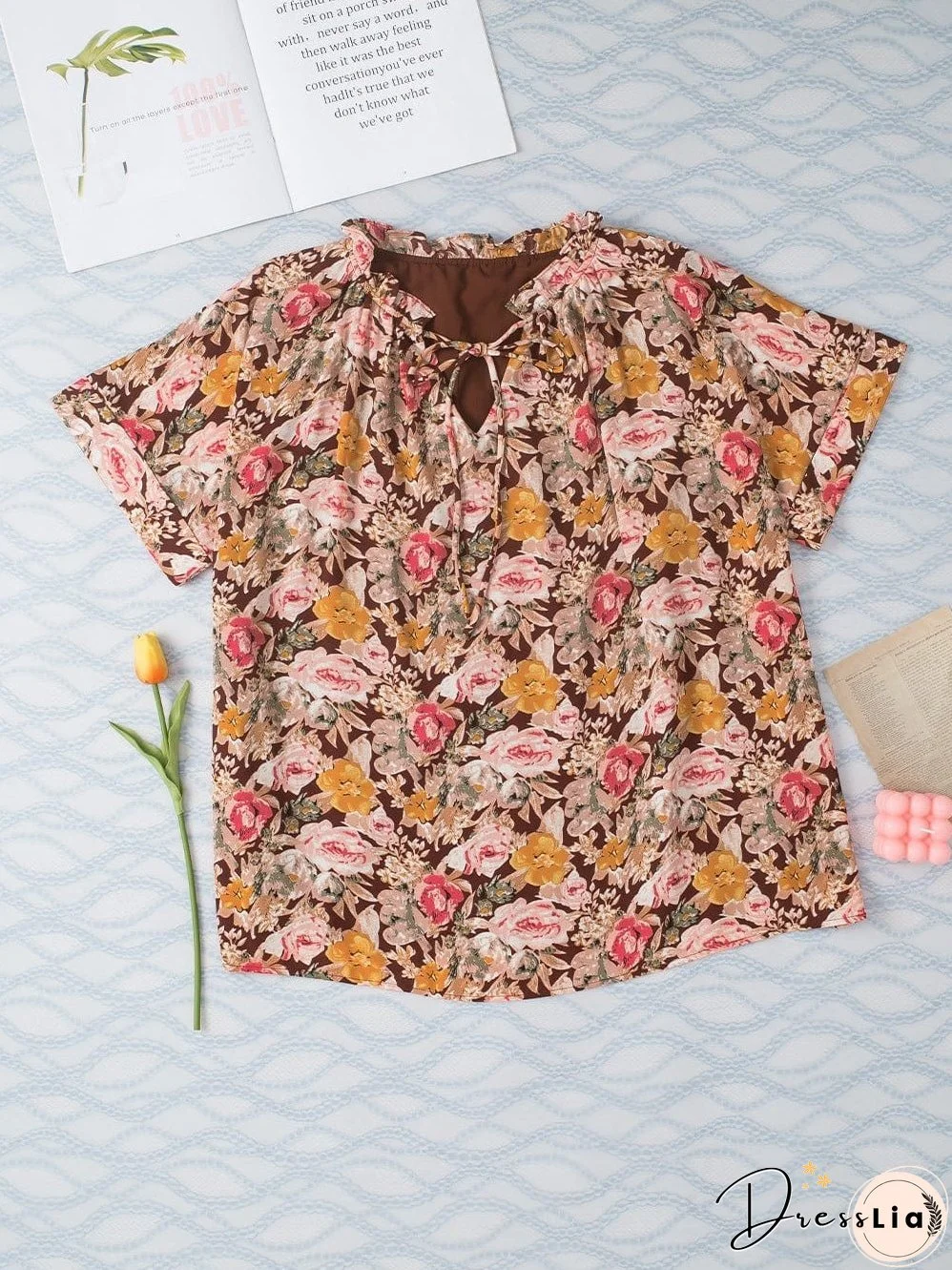 Short Sleeve Floral Blouse with Bubble Hem