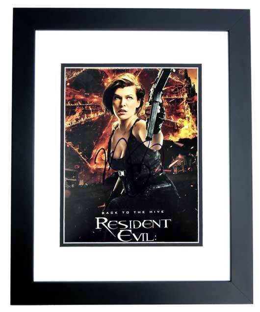 Milla Jovovich Signed - Autographed Resident Evil 8x10 inch Photo Poster painting - FRAMED