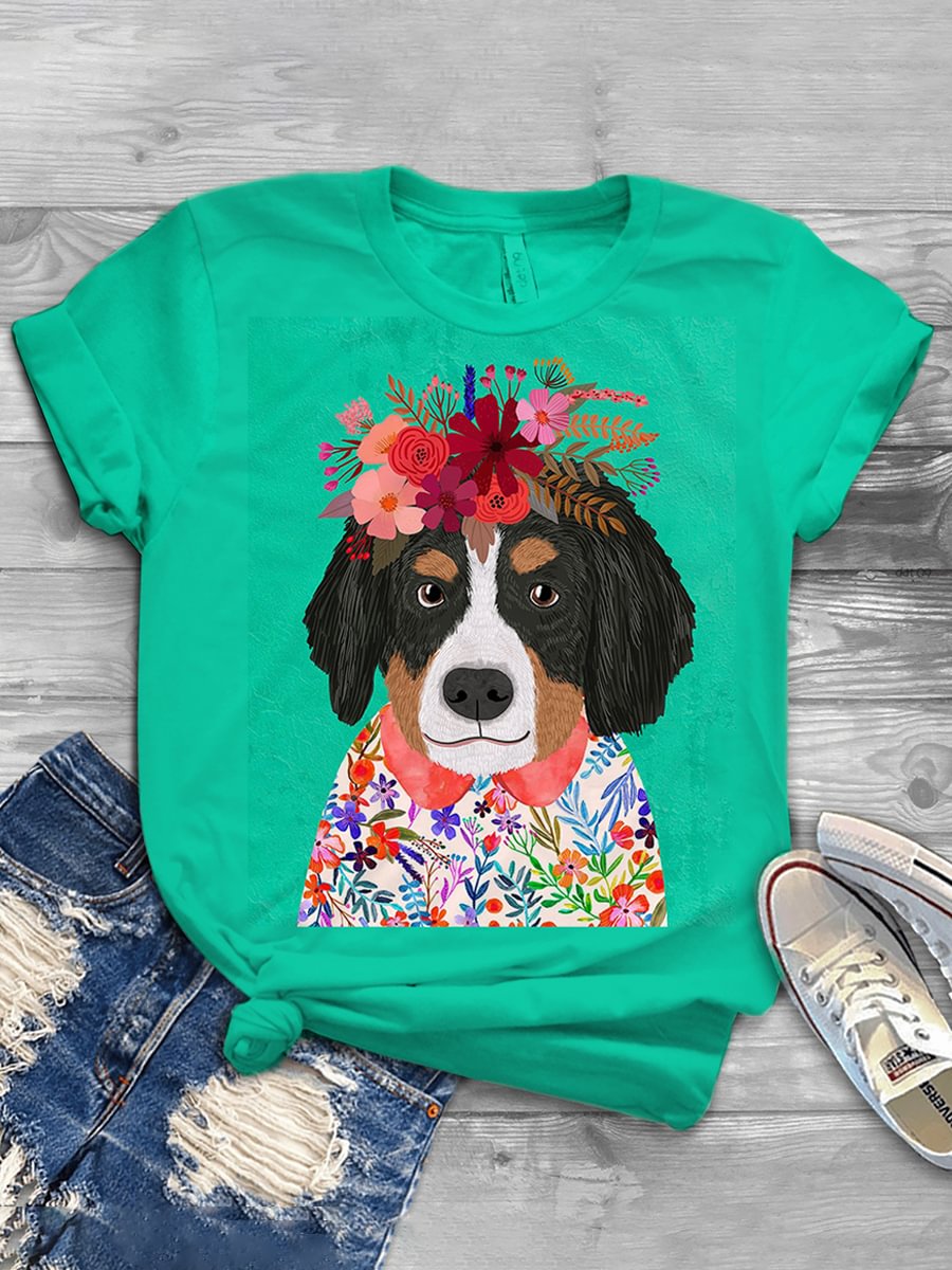 Women's A Cute Dog Flower Print T-Shirt