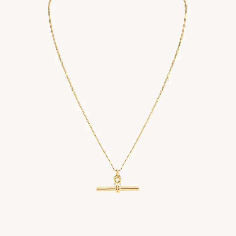 Hardware T-Bar Pendant Necklace in Gold