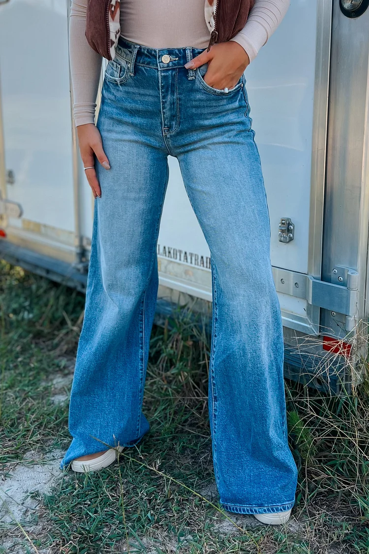 Wide Leg and High Rise Caroline Jeans