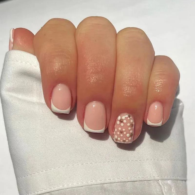 Oncedot Summer Nails Ideas – Minimalist Gradient Nude Short Square Press on Nails  