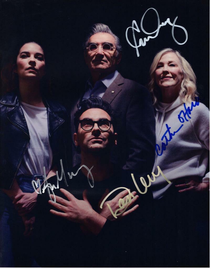 Eugene Levy Annie Murphy O'Hara Levy signed 11x14 Photo Poster painting autographed Picture COA