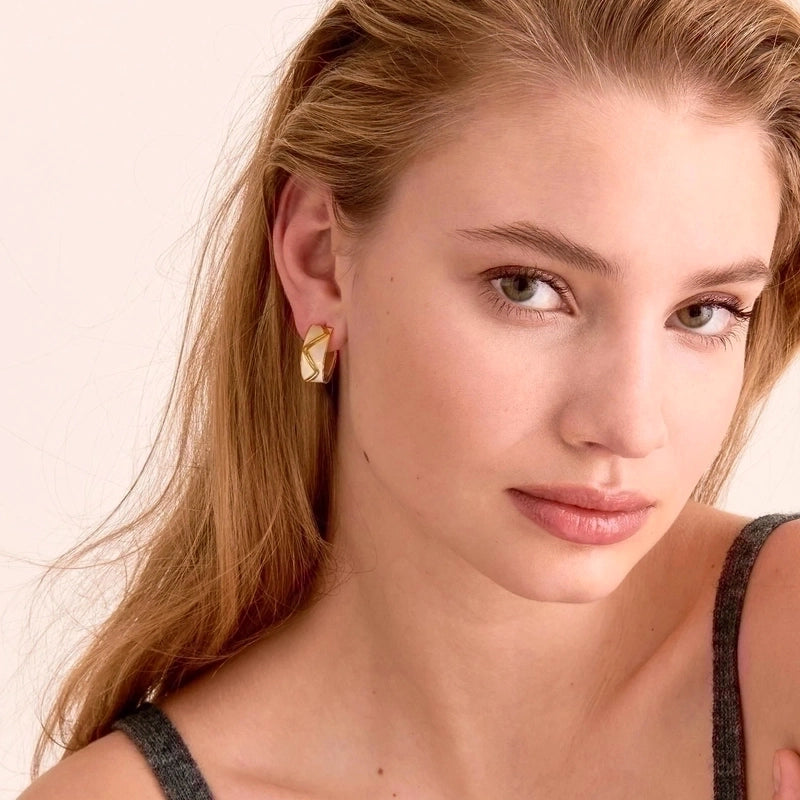 1 Pair Retro Sweet Triangle Devil’s Eye Heart Shape Enamel Plating Inlay Copper Zircon 18k Gold Plated Ear Studs