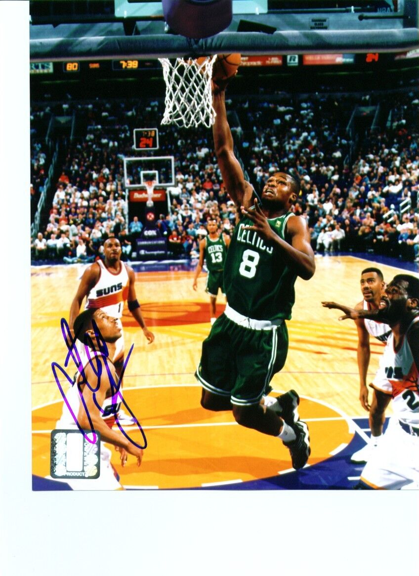 Signed/Autograph Antoine Walker Autographed 8x10