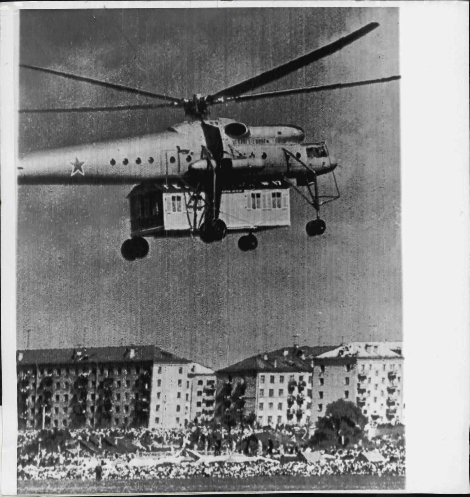 1961 Russian Army Navy Mi_10 Harke Helicopter Moscow Airshow Press Photo Poster painting