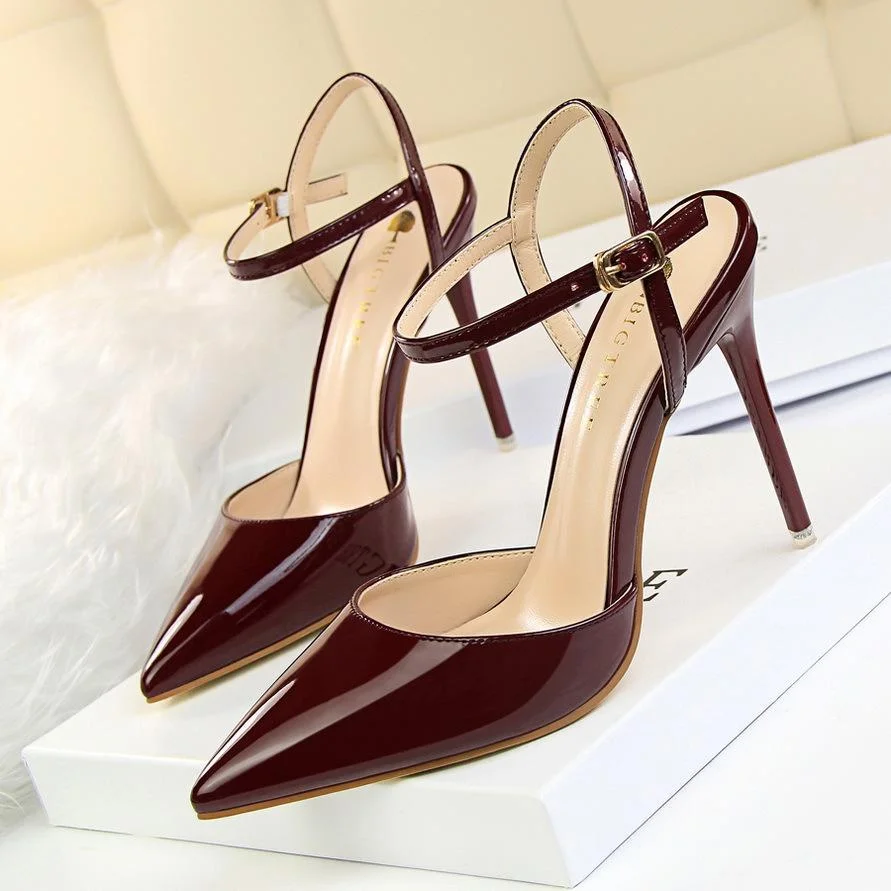 Simple stiletto super high heel shallow pointy patent leather sexy flat sandals