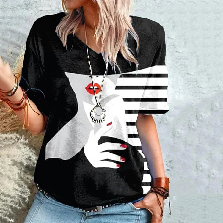 Wearshes Face Stripe Print Short Sleeve T-Shirt