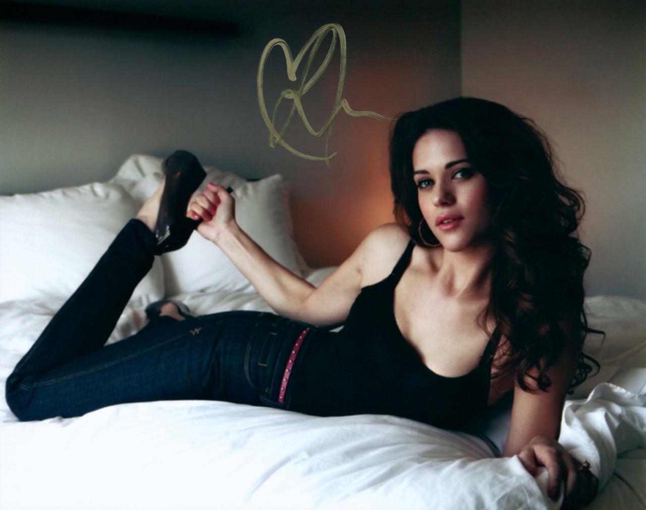 Lyndsy Fonseca 8x10 Signed Autographed Photo Poster painting Picture and COA