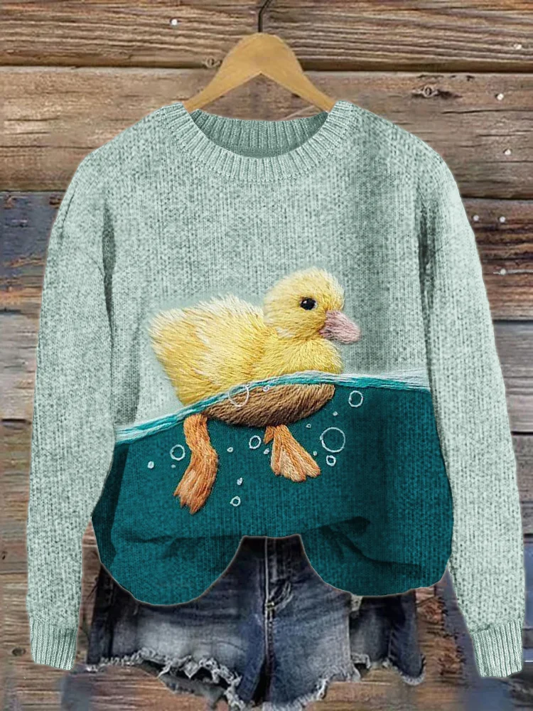 Comstylish Lovely Baby Duck Embroidered Contrast Color Knit Sweater