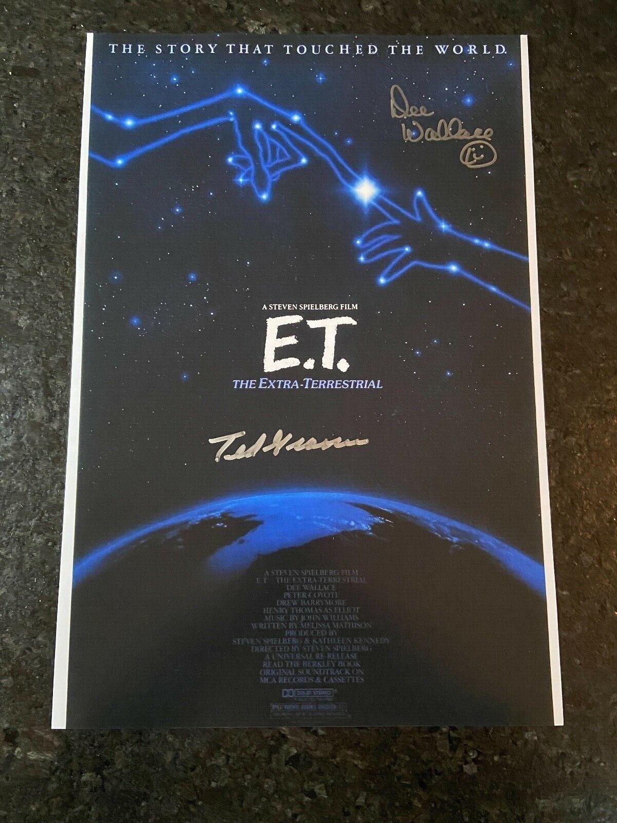 *DEE WALLACE & TED GROSSMAN* signed 12x18 poster *E.T. THE EXTRA-TERRESTRIAL* 5