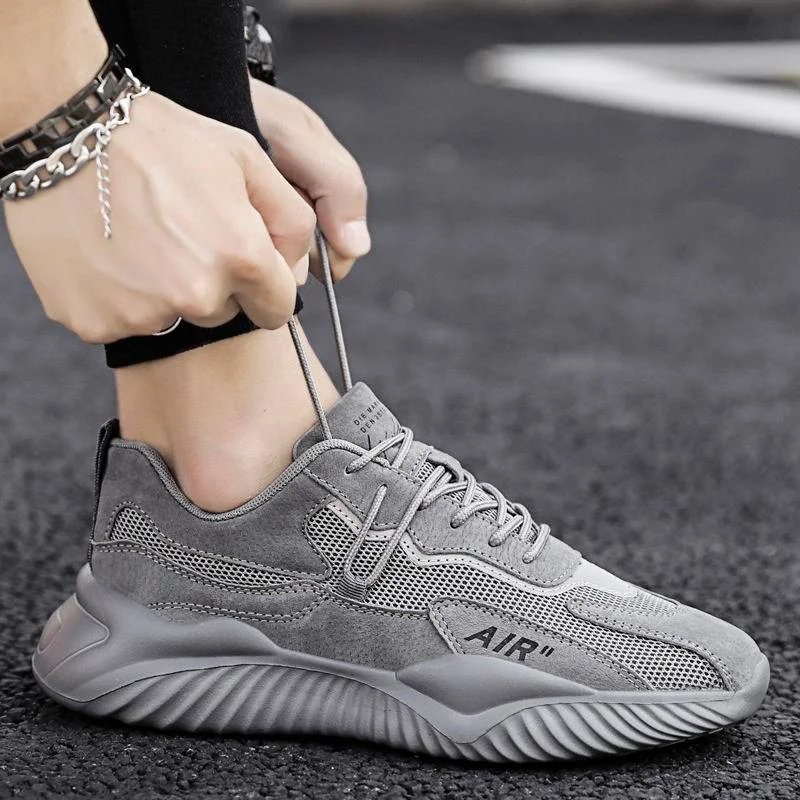 2023 Summer Breathable Sneakers