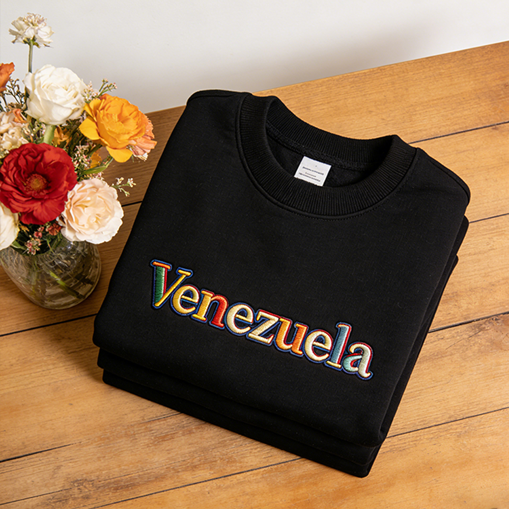Venezuelan Colorful Slogan Crew Neck Sweatshirt artswardrobe