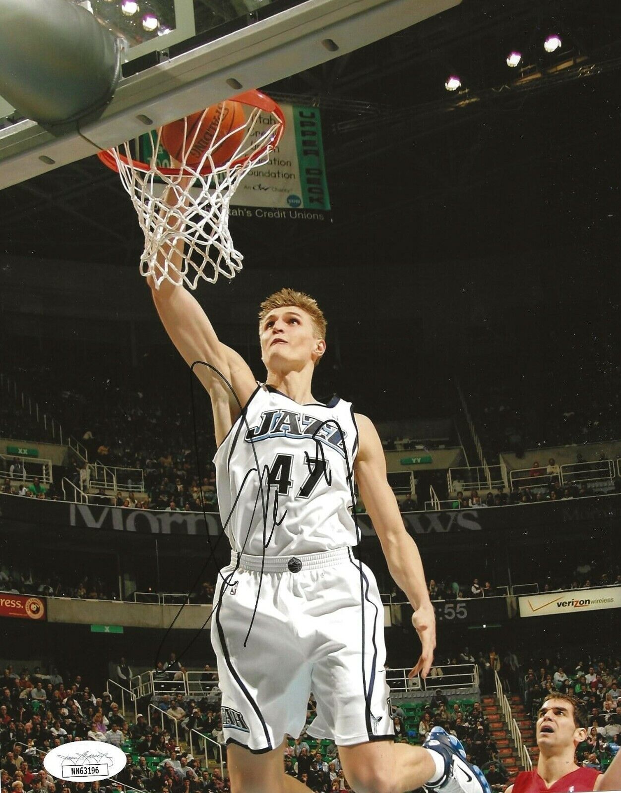 Andrei Kirilenko signed Utah Jazz 8x10 Photo Poster painting autographed JSA