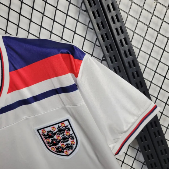 Retro England 1982 Home Football T-Shirt Thai Quality