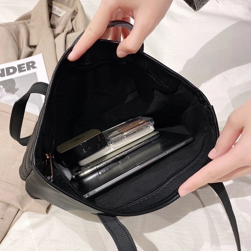 Women’s Large All Seasons Pu Leather Elegant Tote Bag