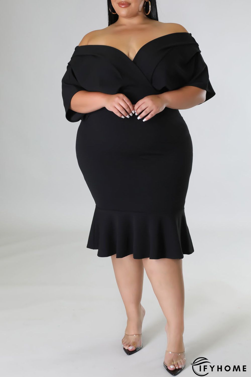 Black Plus Size Pleated V Neck Ruffle Hem Bodycon Dress | IFYHOME