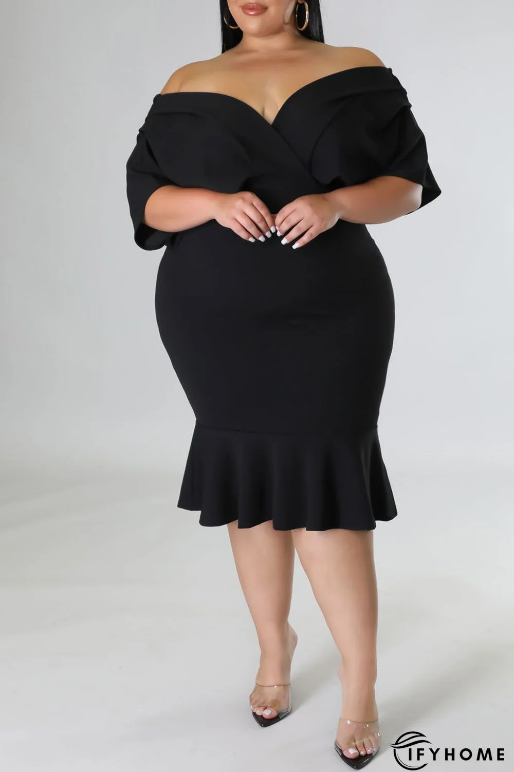Black Plus Size Pleated V Neck Ruffle Hem Bodycon Dress | IFYHOME
