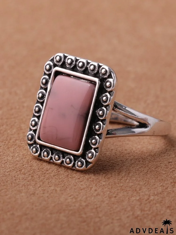 Geometric Decor Vintage Ring