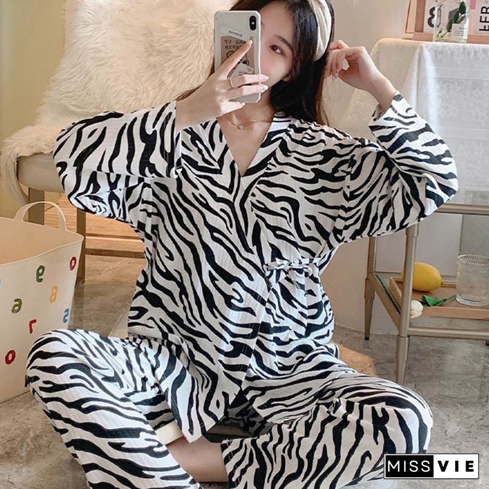 Small Flower Letter Cotton Pajamas Set
