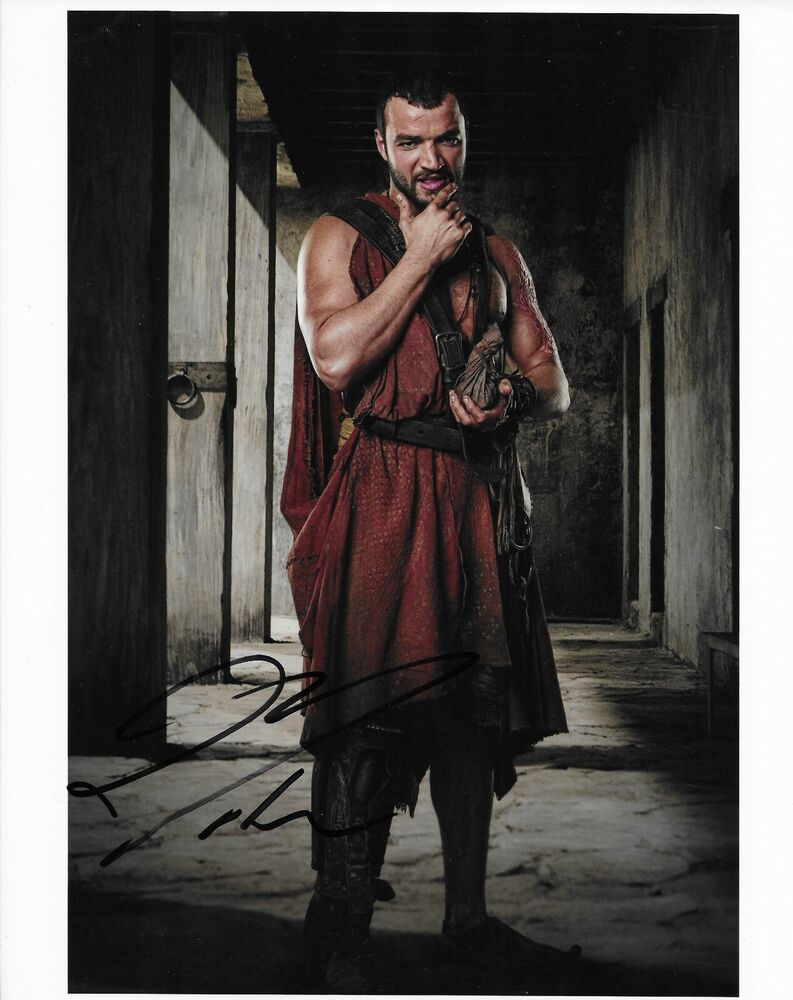 Nick Tarabay Spartacus autographed Photo Poster painting signed 8x10 #9 Ashur