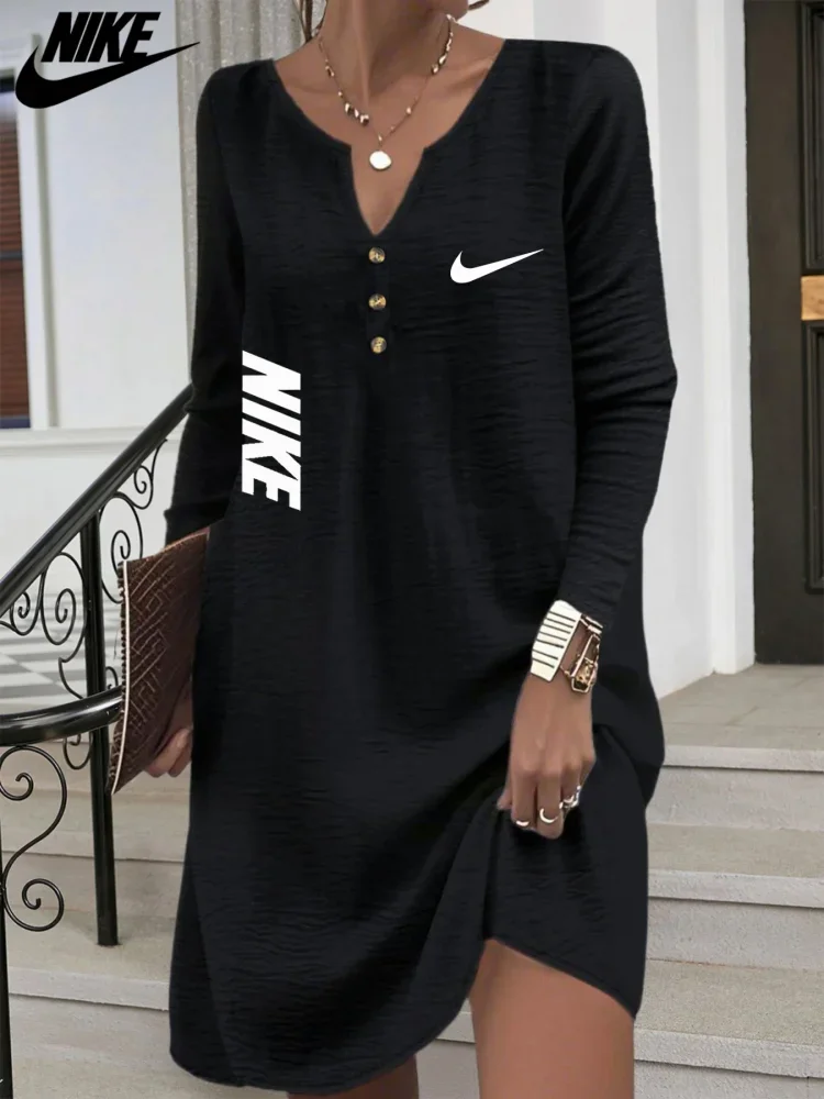 Sukienka Nike Pre-Fall 2025 &ndash; niezbędny element garderoby tej jesieni!