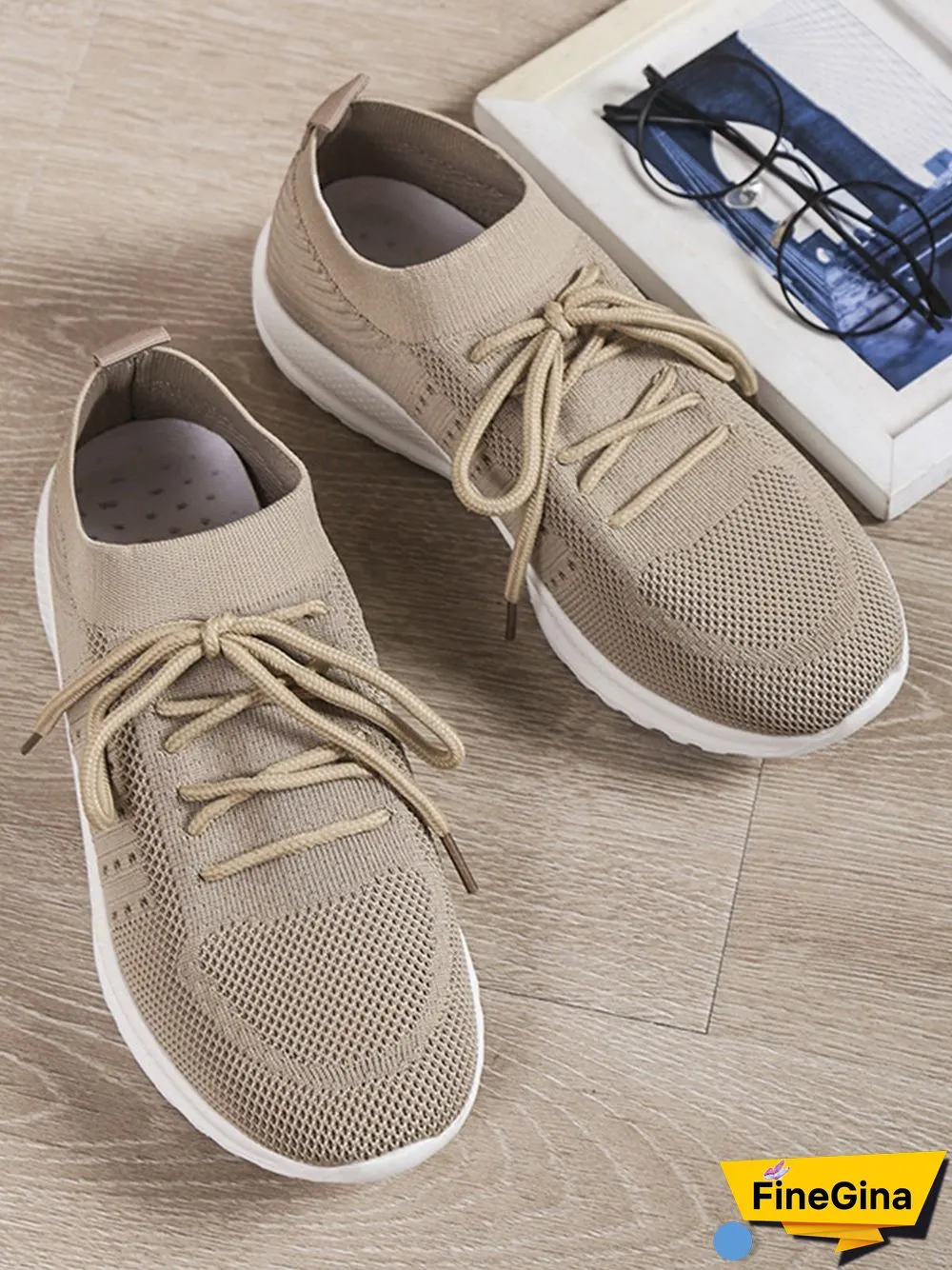 Flyknit Lightweight Soft Sole Lace-Up Sneakers