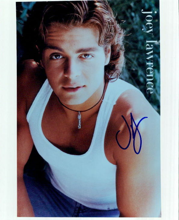 Joey Lawrence (Blossom) signed 8x10 Photo Poster painting