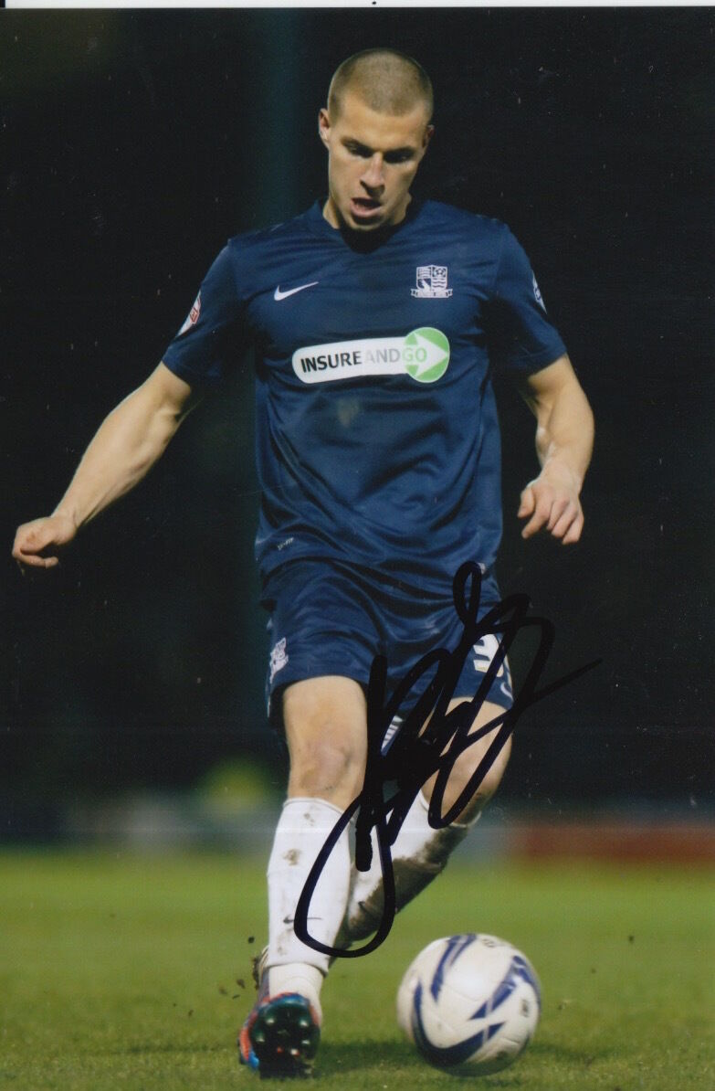 SOUTHEND UNITED HAND SIGNED JAKUB SOKOLIK 6X4 Photo Poster painting 1.