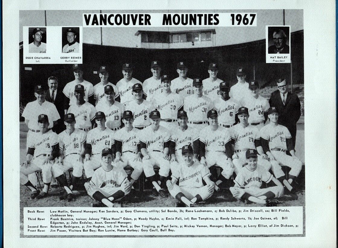 1967 VANCOUVER MOUNTIES-PCL- ORIGINAL TEAM ISSUED Photo Poster painting-EX-MINT