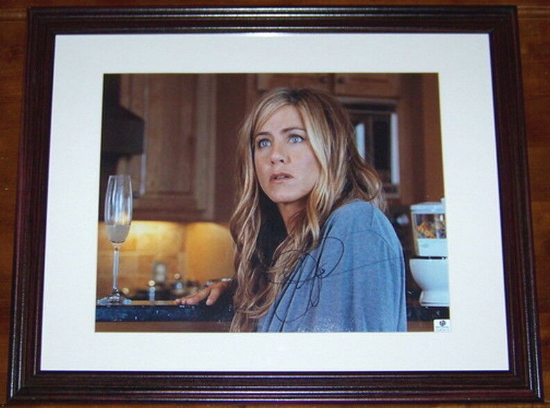 FLASH SUPER SALE! Jennifer Aniston Signed Autographed 11x14 Photo Poster painting GV GA GAI COA!