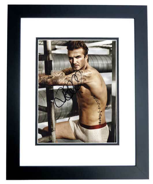 David Beckham Signed Autographed Real Madrid LA Galaxy 8X10 Soccer Photo Poster painting FRAMED