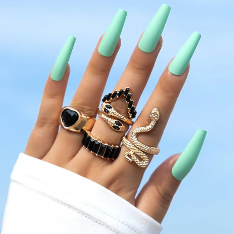 Trendy Snake Heart Ring Set