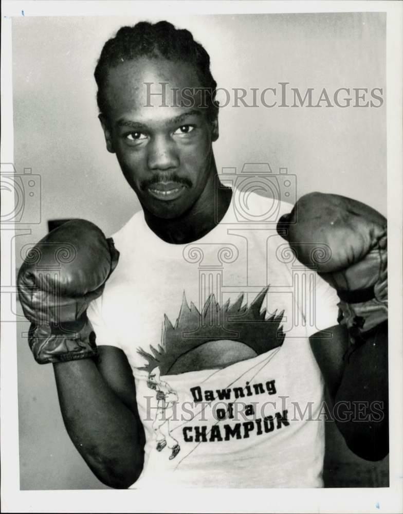 Press Photo Poster painting Boxer LaMar Hicks - tta21427