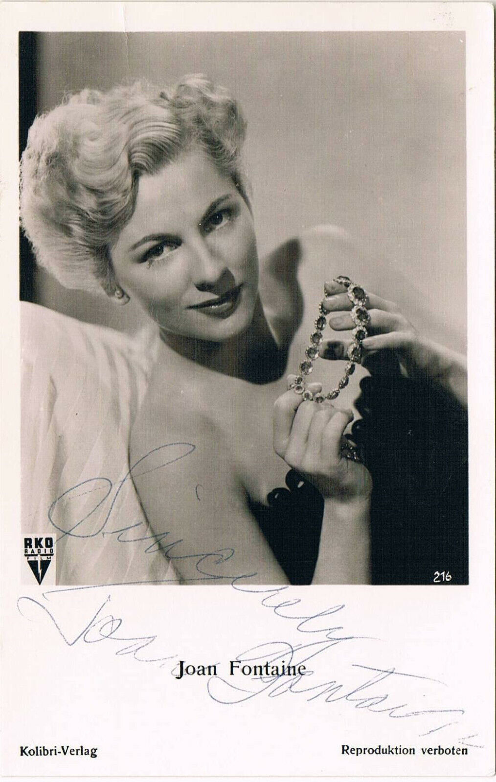 Joan Fontaine 1917-2013 autograph signed postcard Photo Poster painting 3.5x5.5