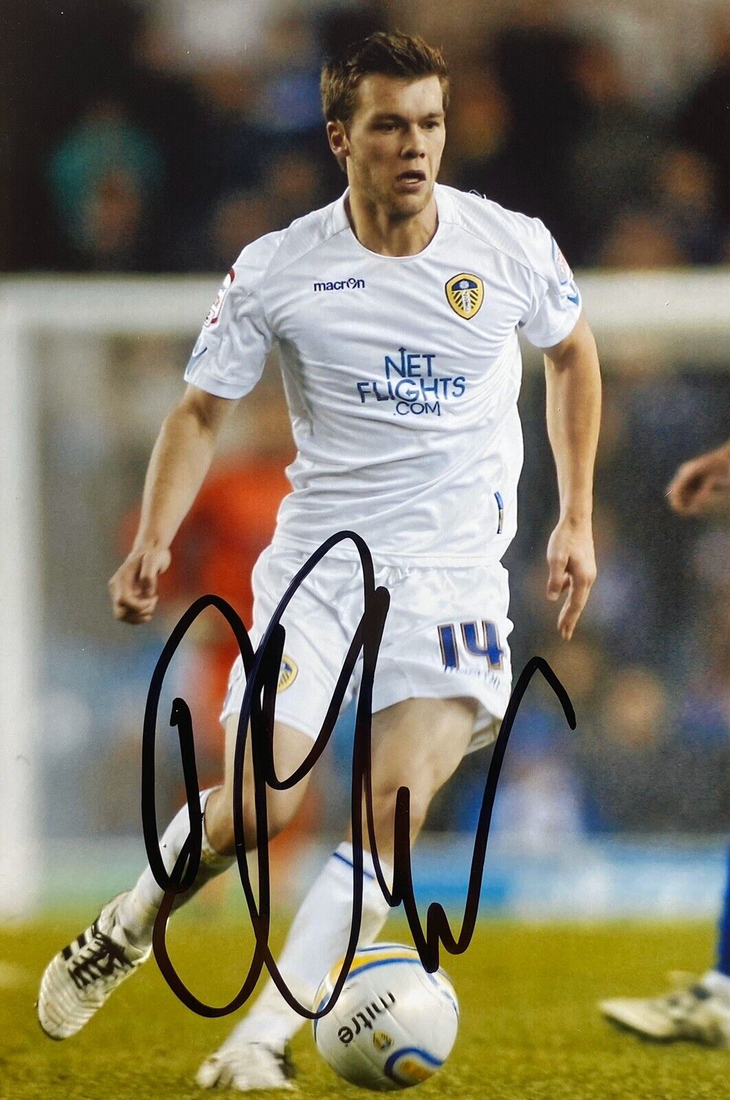 Jonny Howson Hand Signed 6X4 Photo Poster painting - Leeds United 3