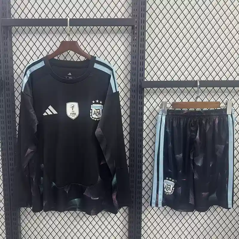 2026 Kids Argentina Goalkeeper Long Sleeves Black Soccer Jersey 1:1 Thai Quality Kids Size