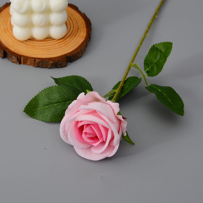 Lifelike Artificial Flowers Suitable For Office Cultural Environment High Quality Silk Flowers