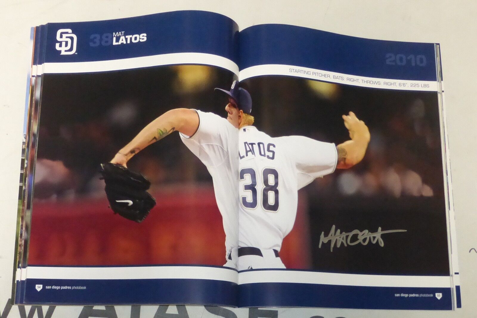 2010 Padres Team 8x Signed Photo Poster painting Book Mat Latos Heath Bell Darrel Akerfelds Auto