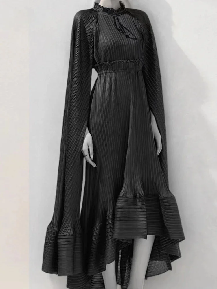 Party Green V-neck Lacing Up Ruffled Hem Pleated Cape Dress