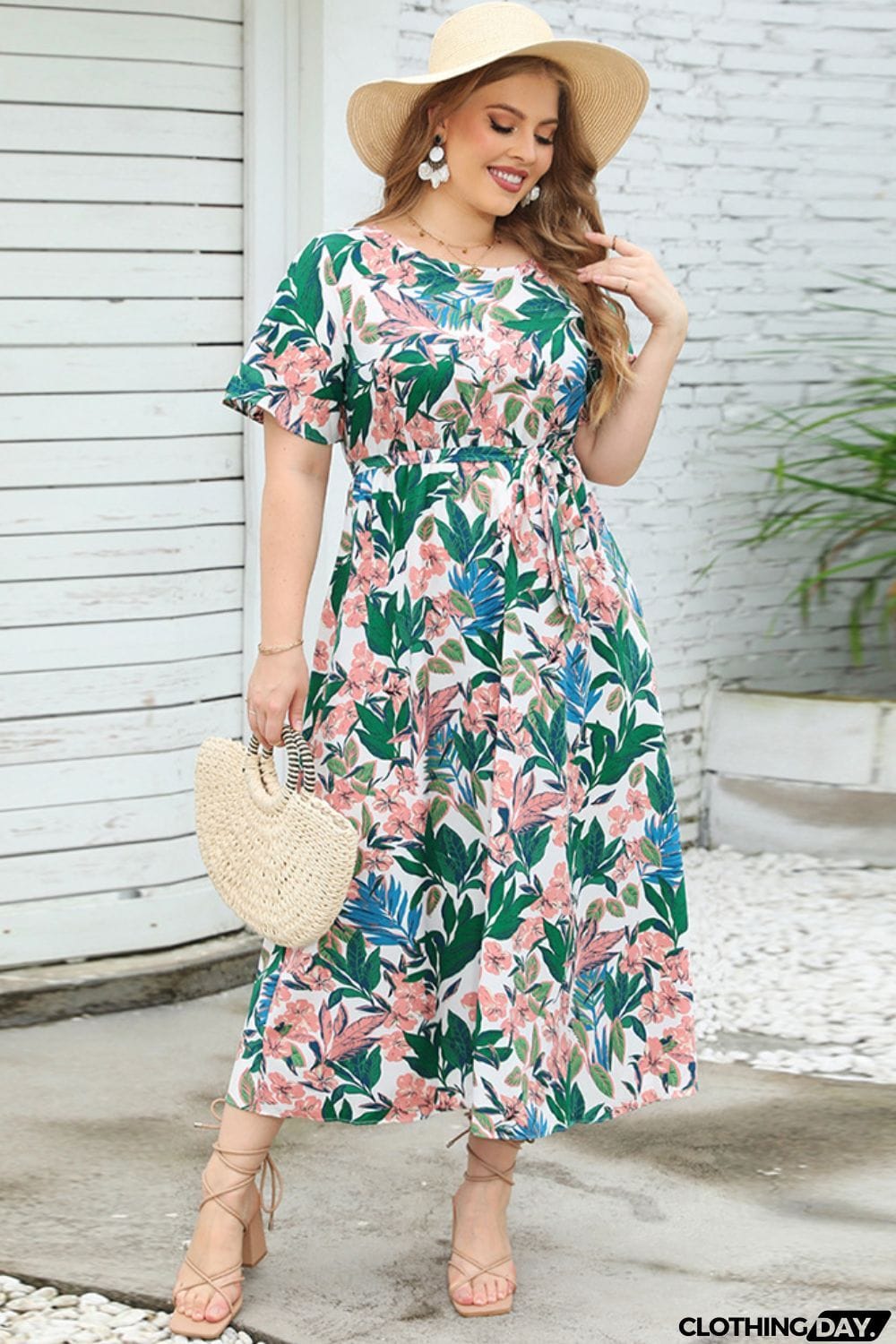 Plus Size Floral Short Sleeve Round Neck Dress