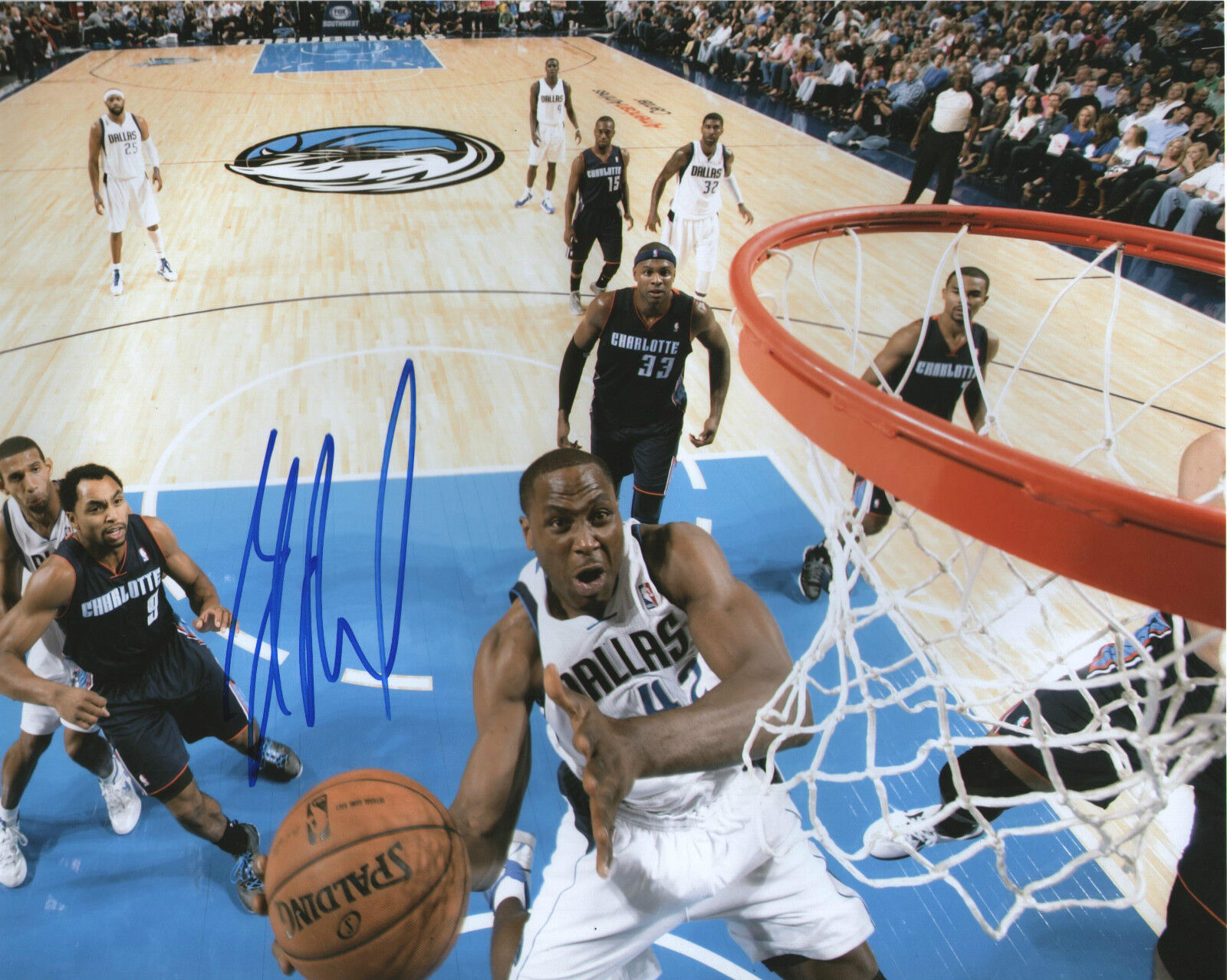 Elton Brand *DALLAS MAVERICKS* Signed 8x10 Photo Poster painting E2 COA GFA